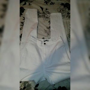 Fashion nova white high wasted jeans